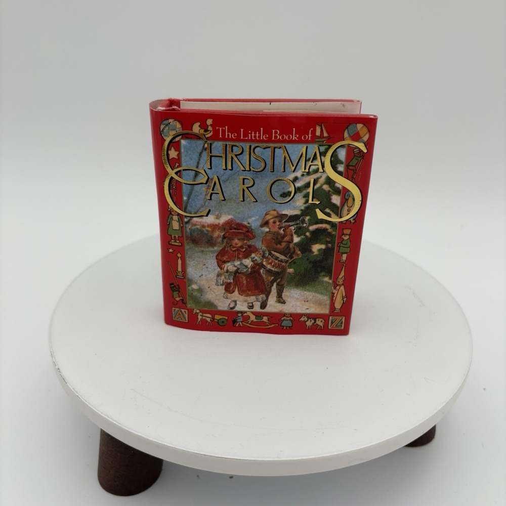 Little Book of‎ Christmas Carols Miniature Edition